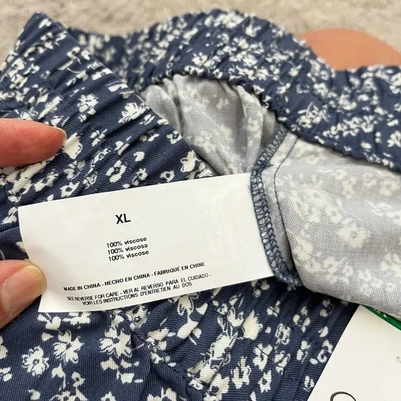 Jessica Simpson Women's Plus Size Floral Ankle Pants XL NWT - Picture 9 of 12